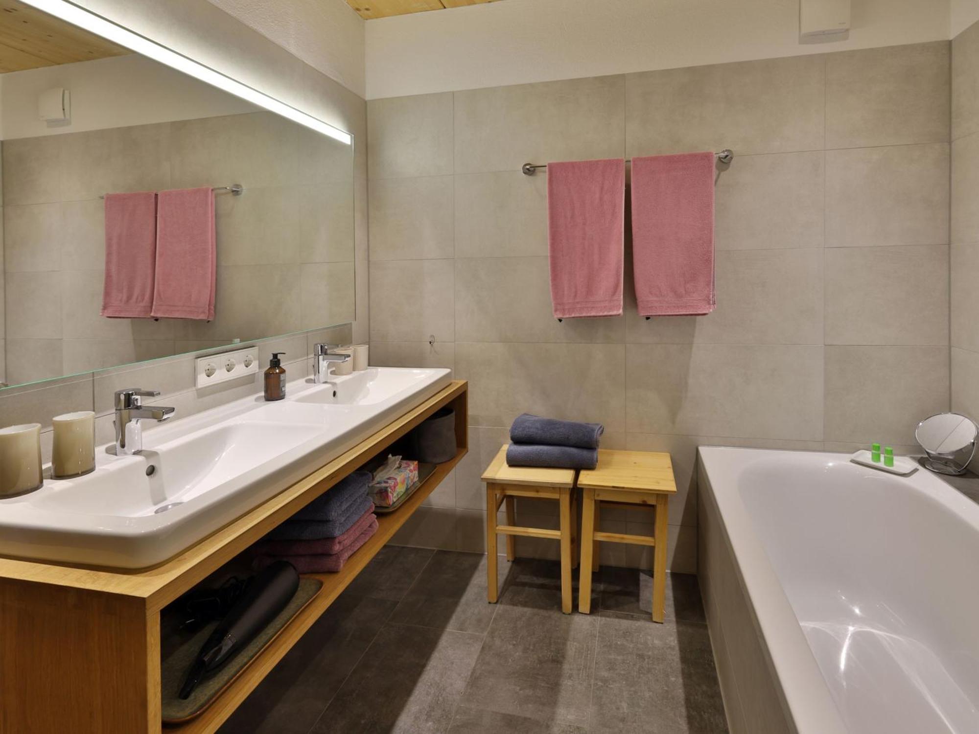 Designerwohnungen "Beim Schmied" In Chiemseenaehe Traunreut Ngoại thất bức ảnh